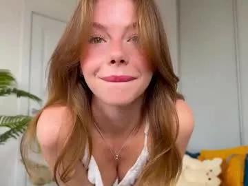 elli_harmon from Chaturbate