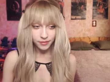ellie_friendly from Chaturbate