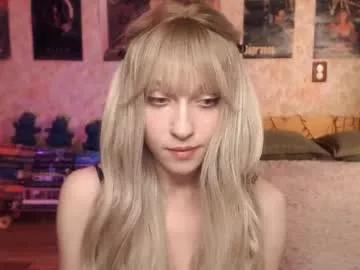 ellie_friendly from Chaturbate