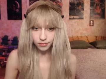 ellie_friendly from Chaturbate