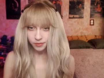 ellie_friendly from Chaturbate