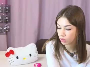 ellie_miller_ from Chaturbate