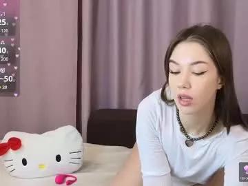 ellie_miller_ from Chaturbate