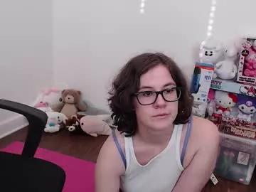 elliecharmful from Chaturbate