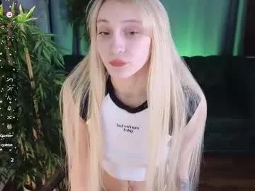 elliefrost from Chaturbate