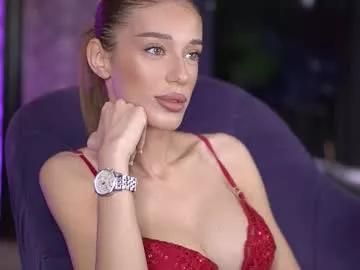 ellieredd from Chaturbate