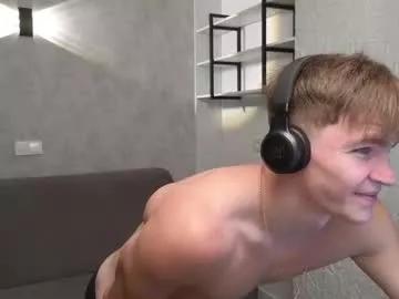 elliot_muscle04 from Chaturbate