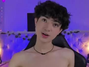 elliot_younng from Chaturbate