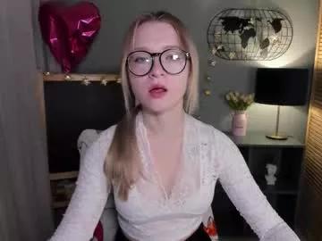 elliup from Chaturbate