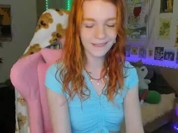 elly_milas from Chaturbate