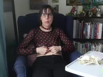 ellynaomi from Chaturbate