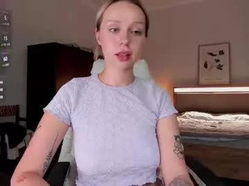 em_emilie from Chaturbate
