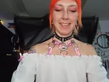 ember_circle from Chaturbate