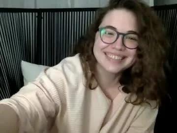 emberlo_ol from Chaturbate