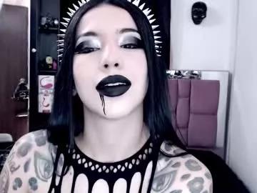 emearld_black from Chaturbate