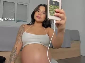 emely_dolce from Chaturbate