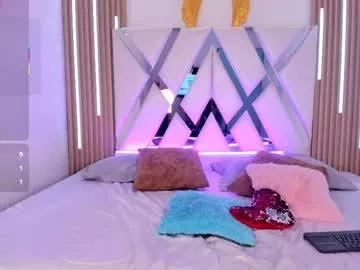 emery_jones from Chaturbate