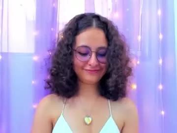 emma_belle02 from Chaturbate