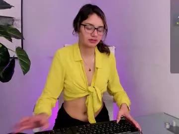emma_bloom__ from Chaturbate