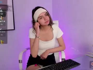 emma_bloom__ from Chaturbate