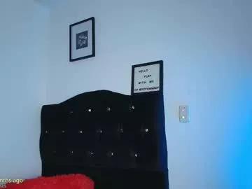 emma_glowof from Chaturbate
