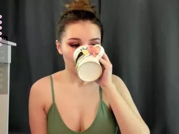 emma_groot from Chaturbate