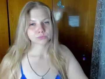 emmafrizea from Chaturbate