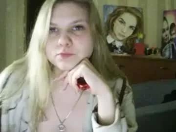 emmafrizea from Chaturbate