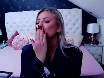 emmamavis from Chaturbate