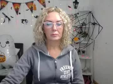 emmapark738567 from Chaturbate
