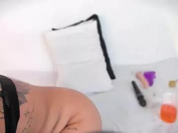 emmatapias from Chaturbate