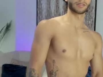 emmet_collins from Chaturbate