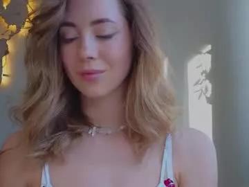 emmi_rosee from Chaturbate