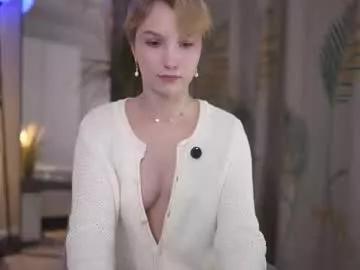 emmie_blush from Chaturbate