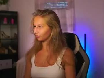 emmie_murray from Chaturbate