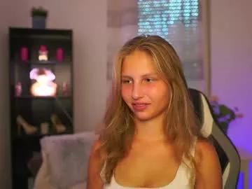 emmie_murray from Chaturbate