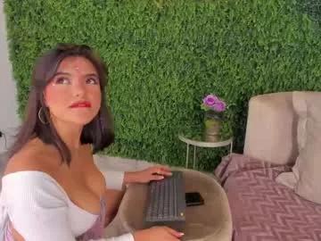 emmiily_z from Chaturbate