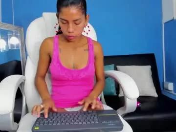 emmilydelavega from Chaturbate