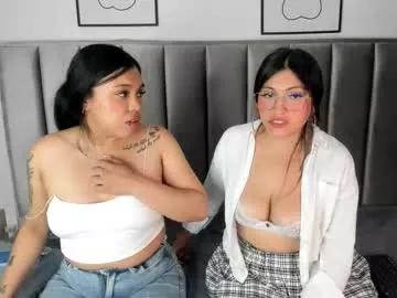 emmy_turnner from Chaturbate