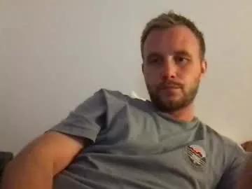 enerjizzer from Chaturbate