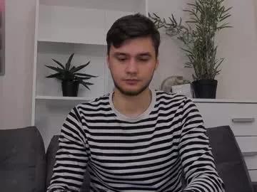 ernest_jones from Chaturbate