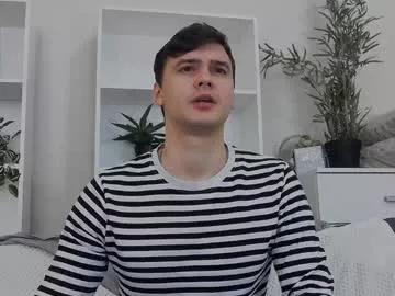 ernest_jones from Chaturbate