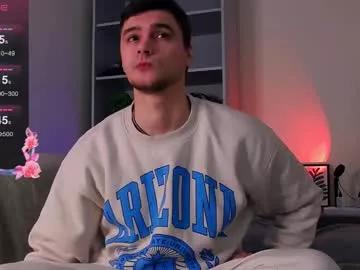 ernest_jones from Chaturbate