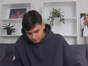 ernest_jones from Chaturbate