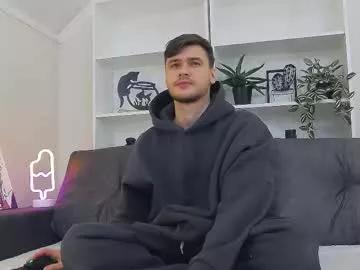 ernest_jones from Chaturbate