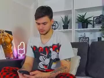 ernest_jones from Chaturbate