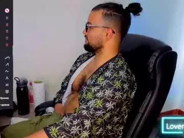 ernesto_rodriguez_82 from Chaturbate