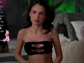 esmeainsley from Chaturbate