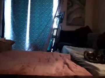 essentialexibaby from Chaturbate