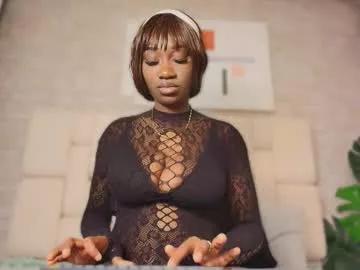 estefanyy_ from Chaturbate